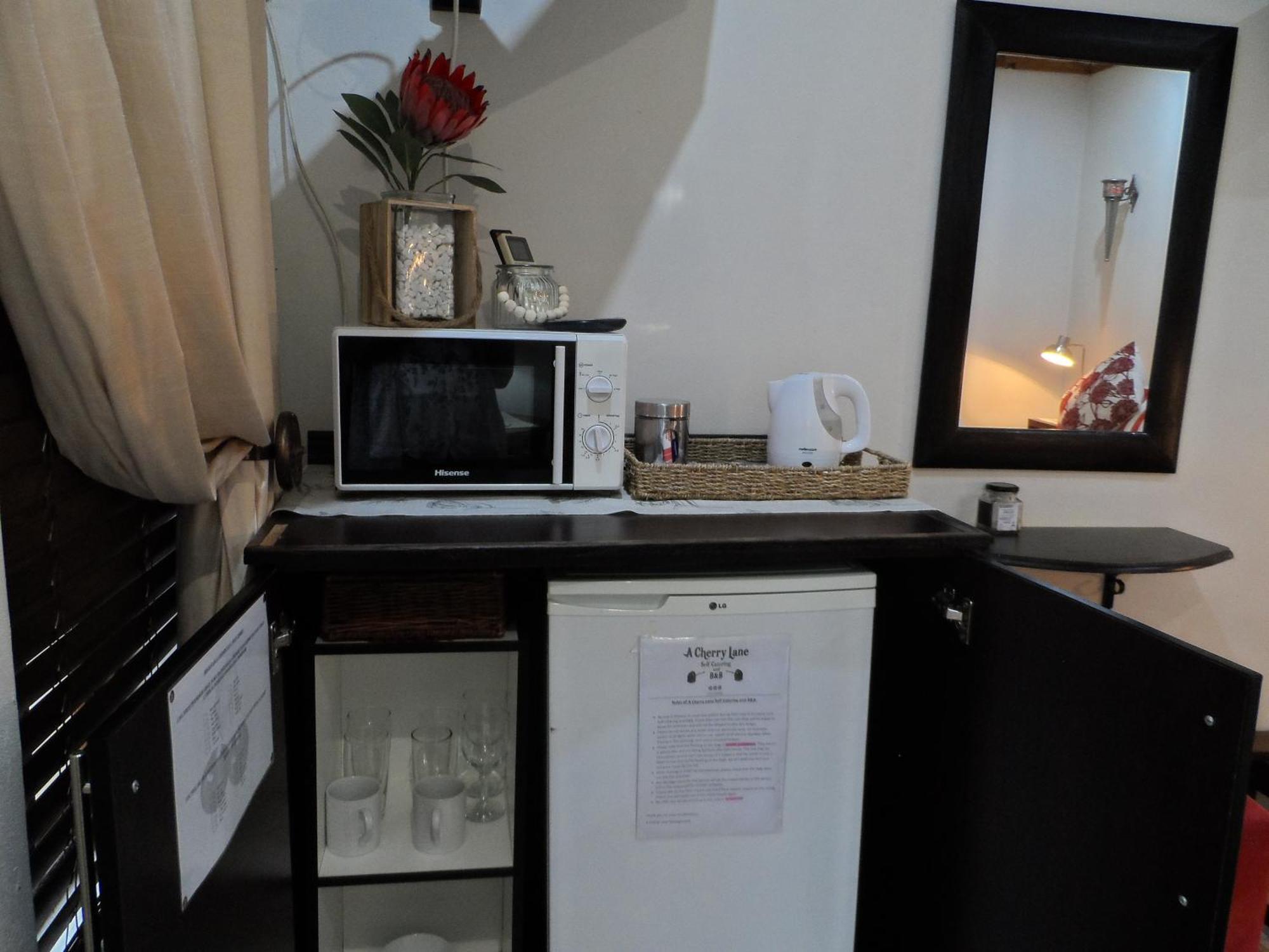 A Cherry Lane Self Catering And B&B Bloemfontein Buitenkant foto