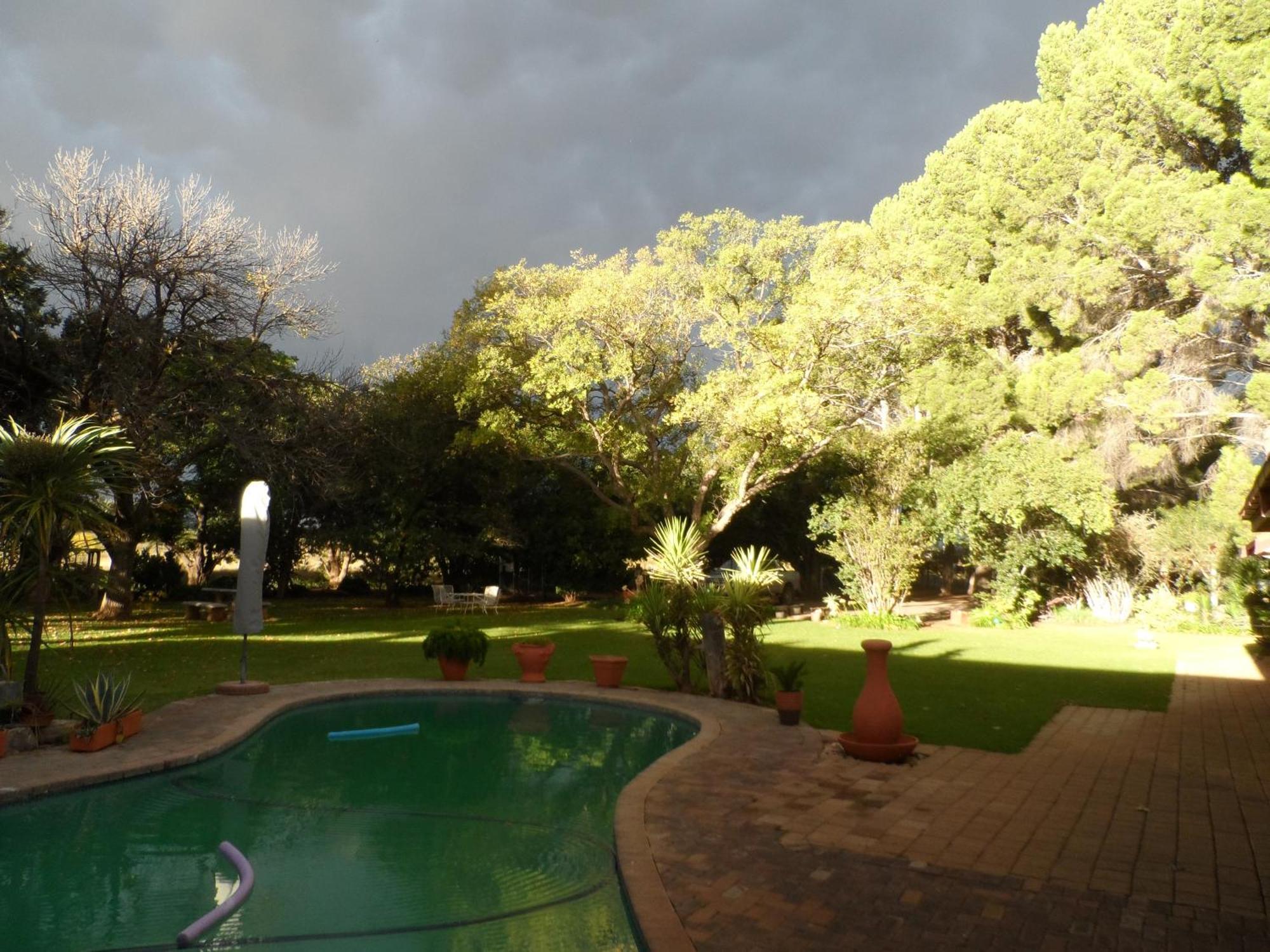 A Cherry Lane Self Catering And B&B Bloemfontein Buitenkant foto