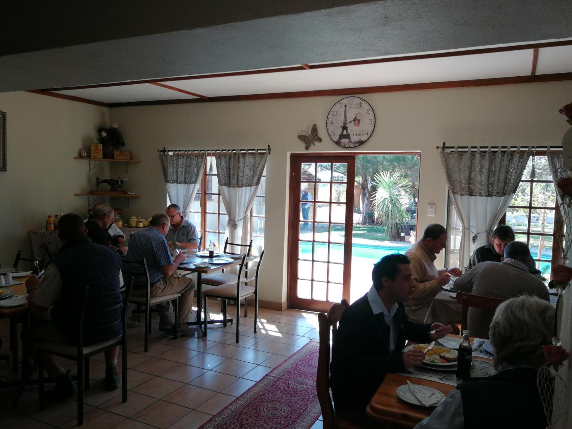 A Cherry Lane Self Catering And B&B Bloemfontein Buitenkant foto