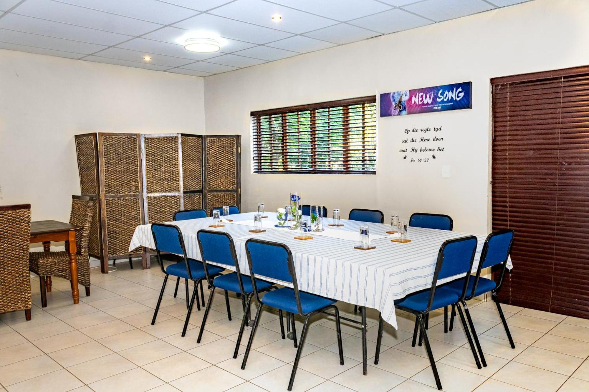 A Cherry Lane Self Catering And B&B Bloemfontein Buitenkant foto